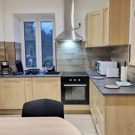 Charmante Maison Mitoyenne Avec Jardin, Proche Foret, Animaux Admis, Parking & Wifi - Fr-1-510-203 * Hasnon