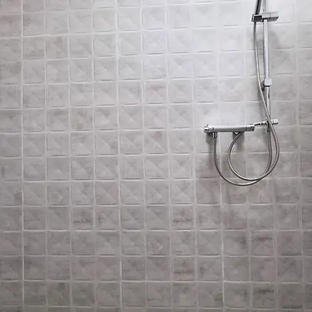 Charmante Maison Mitoyenne Avec Jardin, Proche Foret, Animaux Admis, Parking & Wifi - Fr-1-510-203 Nyaraló *