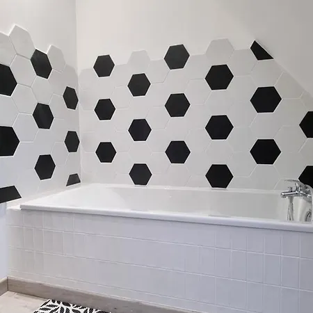 Nyaraló Charmante Maison Mitoyenne Avec Jardin, Proche Foret, Animaux Admis, Parking & Wifi - Fr-1-510-203 *