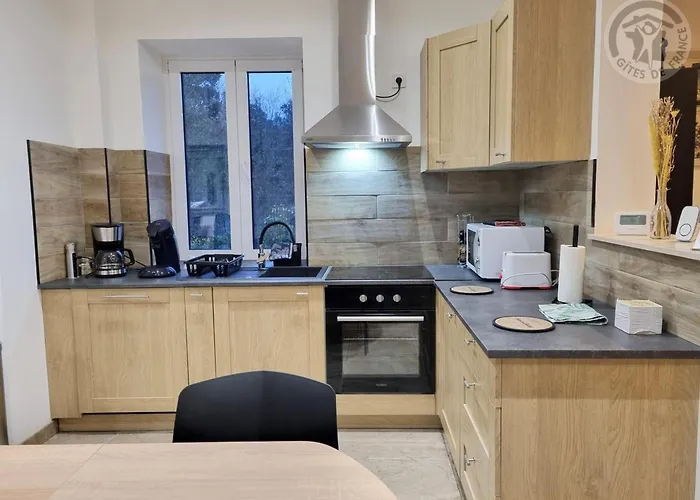 Charmante Maison Mitoyenne Avec Jardin, Proche Forêt, Animaux Admis, Parking&wifi - Fr-1-510-203 * Hasnon