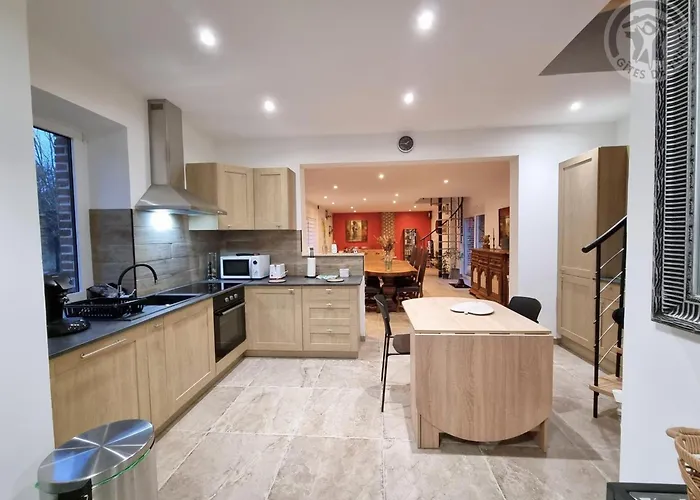 Charmante Maison Mitoyenne Avec Jardin, Proche Forêt, Animaux Admis, Parking&wifi - Fr-1-510-203 Hébergement de vacances Hasnon