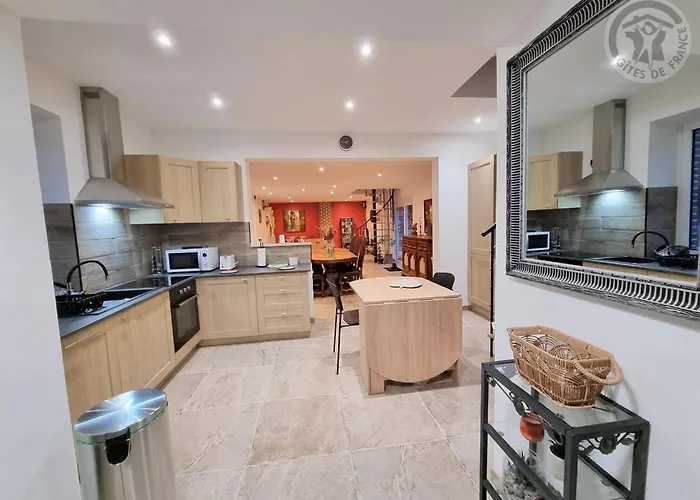 Charmante Maison Mitoyenne Avec Jardin, Proche Forêt, Animaux Admis, Parking&wifi - Fr-1-510-203