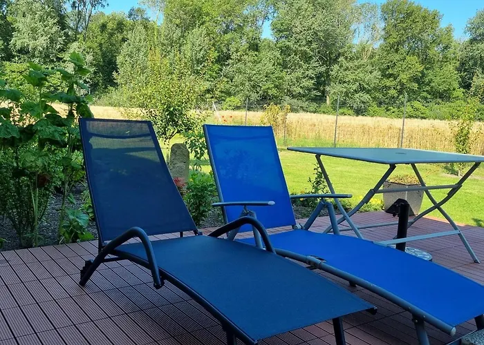 Hébergement de vacances Charmante Maison Mitoyenne Avec Jardin, Proche Forêt, Animaux Admis, Parking&wifi - Fr-1-510-203 *